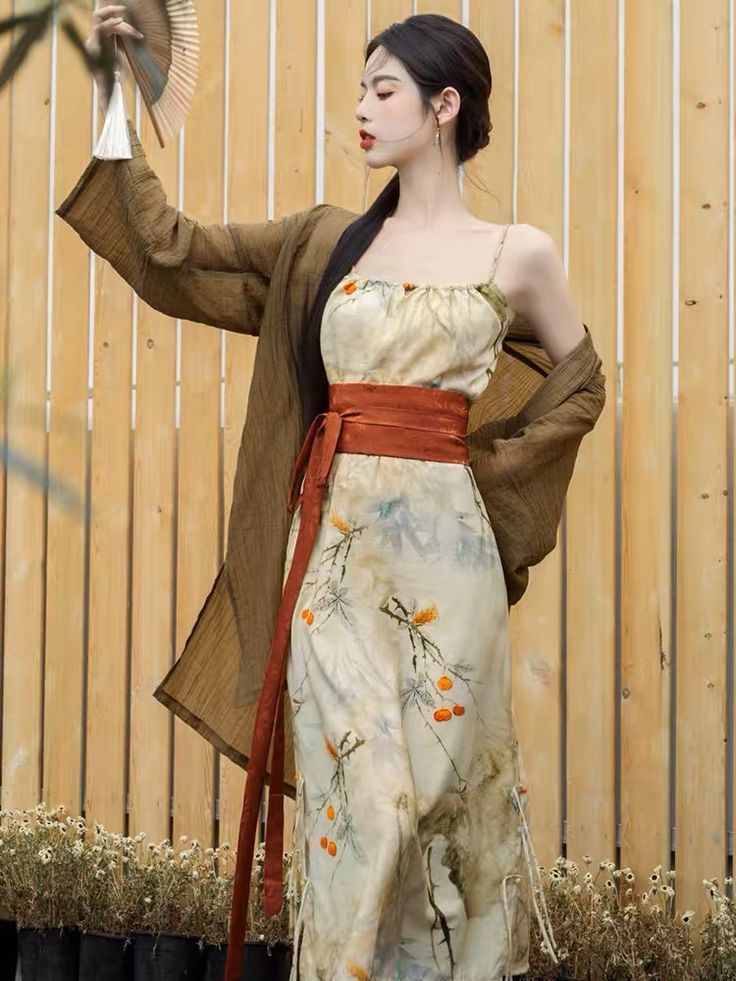 The Inner Layers of Ming-Style Hanfu:A Detailed Exploration