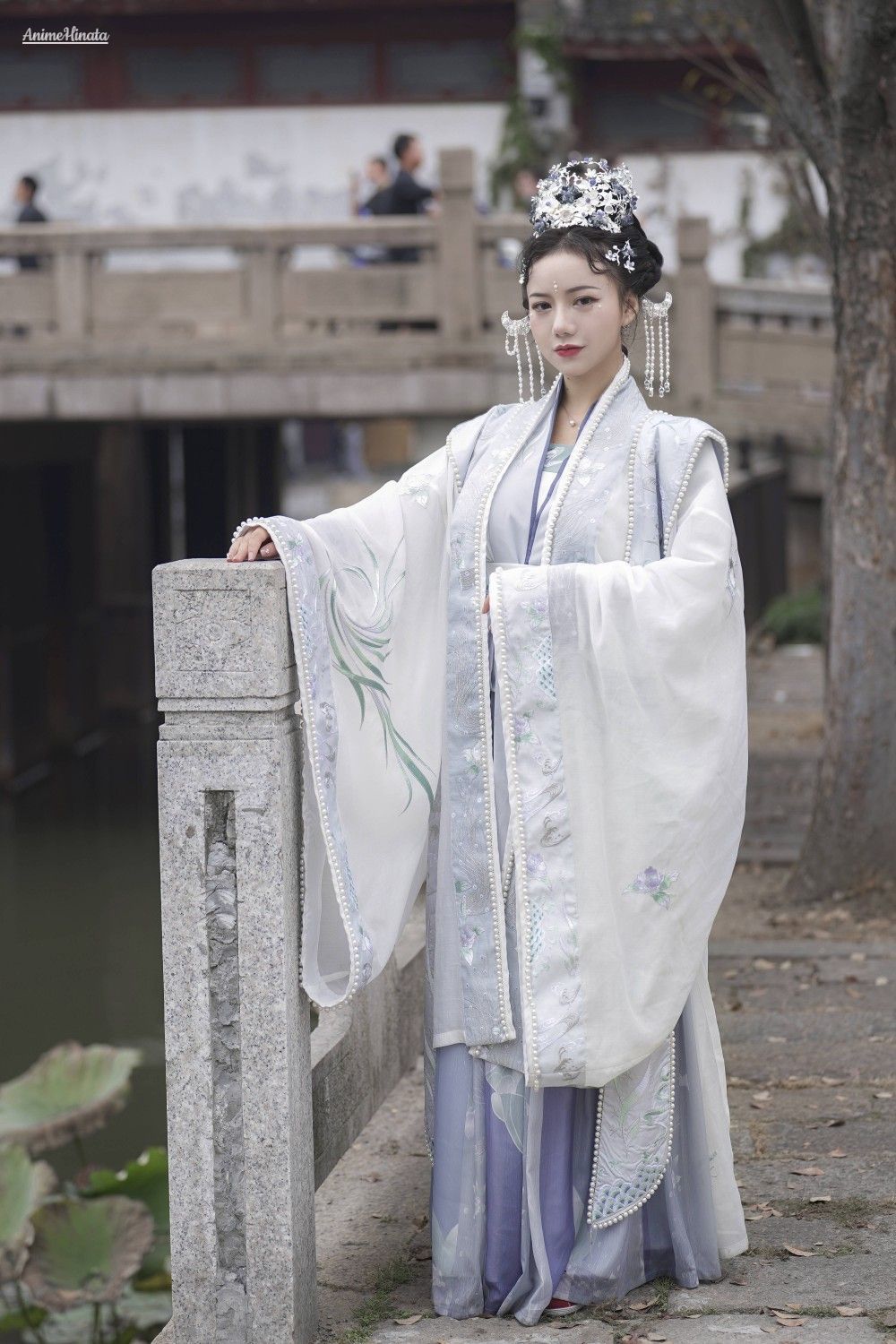 The Allure of Traditional Tang Costumes:Women Embracing the Beauty of Ancient China The Allure of Traditional Tang Costumes:Women Embracing the Beauty of Ancient China