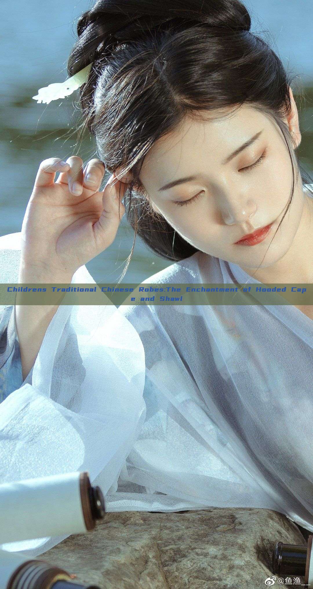 Childrens Traditional Chinese Robes:The Enchantment of Hooded Cape and Shawl Childrens Traditional Chinese Robes:The Enchantment of Hooded Cape and Shawl