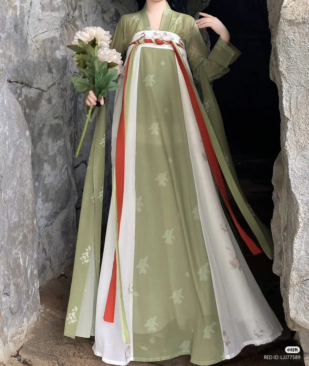 2024 Winter Girls Traditional Chinese Clothing Sets:The Newest Trends in Hanfu Fashion 2024 Winter Girls Traditional Chinese Clothing Sets:The Newest Trends in Hanfu Fashion