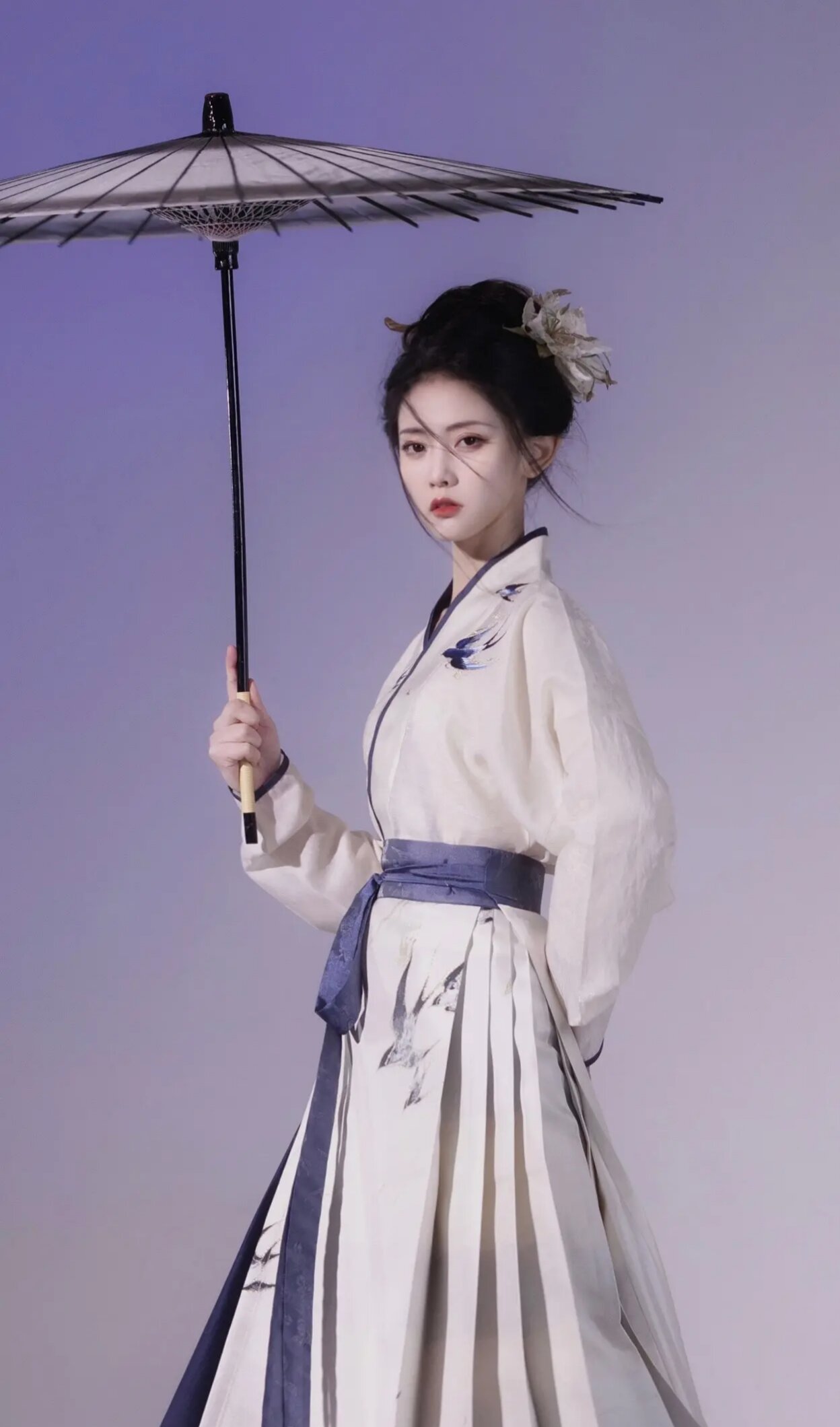 The Charm of Cheongsams Inner Lining:A Closer Look at the Skirts Elegance The Charm of Cheongsams Inner Lining:A Closer Look at the Skirts Elegance