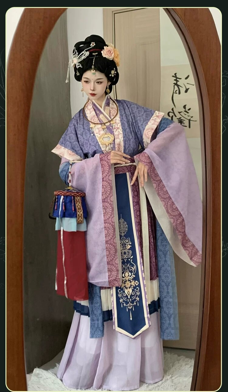 The Splendor of Hanfu Hair Accessories:The Red Ball The Splendor of Hanfu Hair Accessories:The Red Ball