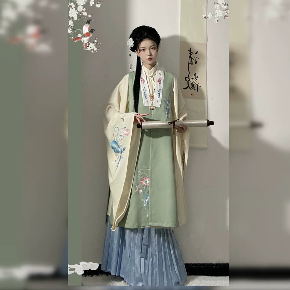 Summer Childrens Traditional Hanfu Costumes for Girls:A Blend of Elegance and Comfort Summer Childrens Traditional Hanfu Costumes for Girls:A Blend of Elegance and Comfort
