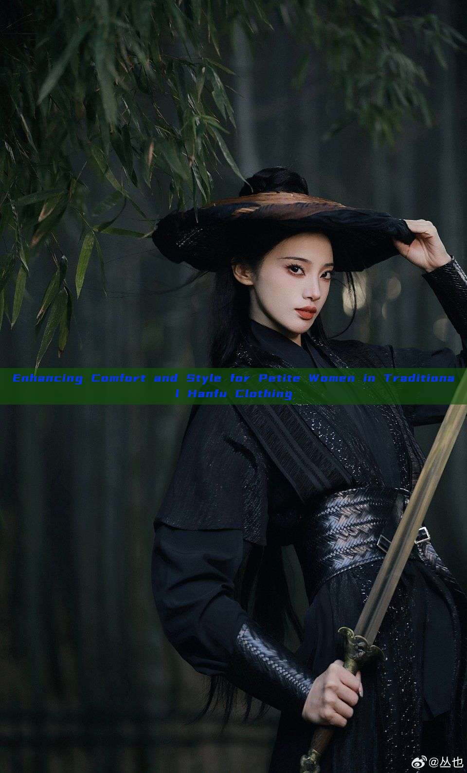 Enhancing Comfort and Style for Petite Women in Traditional Hanfu Clothing Enhancing Comfort and Style for Petite Women in Traditional Hanfu Clothing
