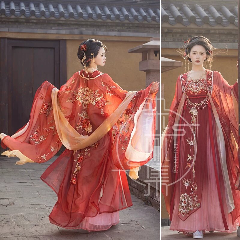 Elegant Mid-Length Cheongsam Skirts:A Modern Fashion Statement Elegant Mid-Length Cheongsam Skirts:A Modern Fashion Statement
