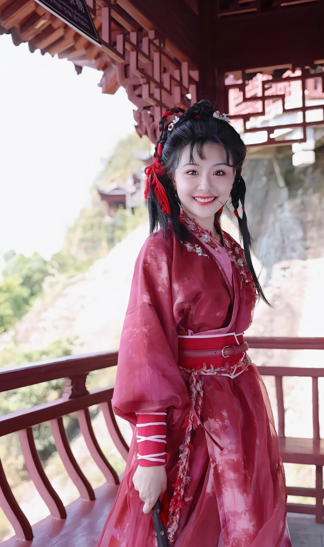The Maturation of Modern Chinese Cheongsam:The Revival of the Qipao in Fashion The Maturation of Modern Chinese Cheongsam:The Revival of the Qipao in Fashion