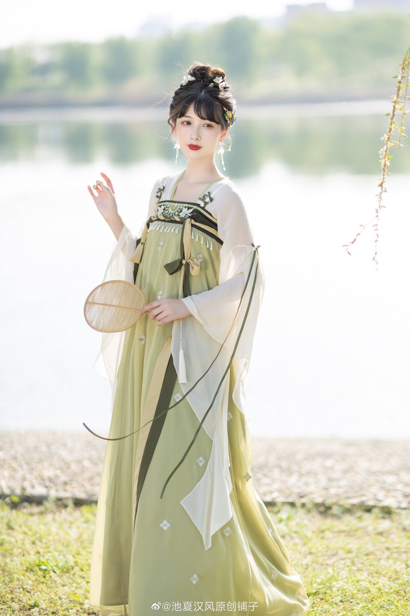 Father-Son Tang Costumes:The Essence of Traditional Chinese Attire for Families Father-Son Tang Costumes:The Essence of Traditional Chinese Attire for Families