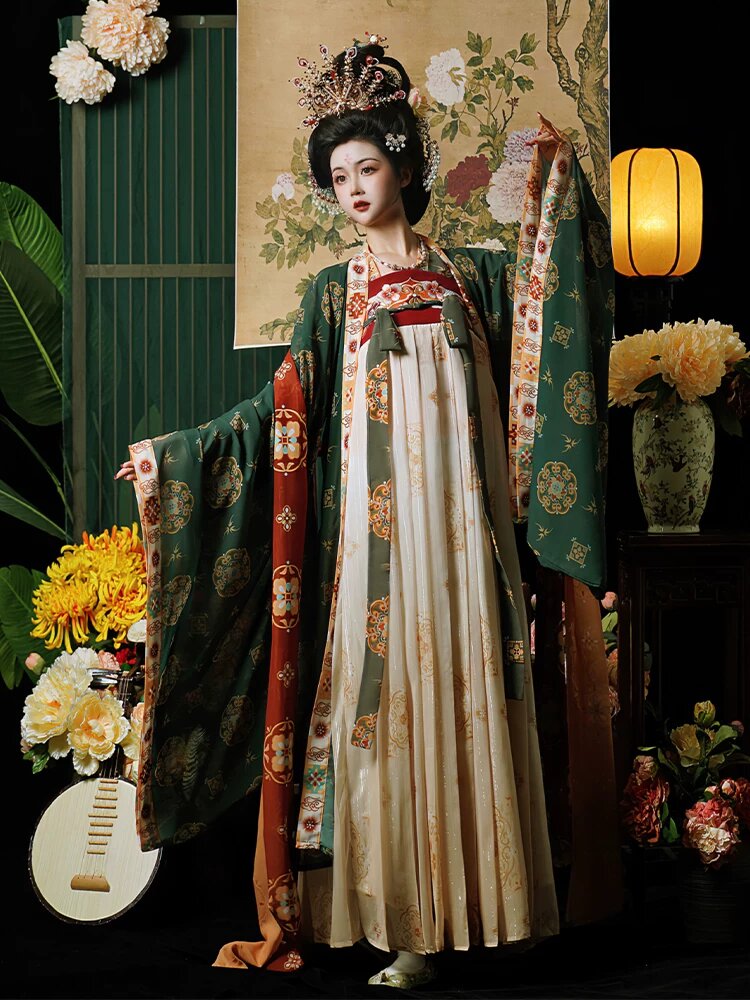 The Complete Set of Hanfu Hair Ornaments:A Fairy-like Dominance The Complete Set of Hanfu Hair Ornaments:A Fairy-like Dominance