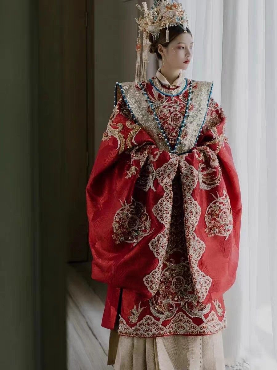 A Pink Hanfu Girls Enchanting Journey:A Glimpse of Fairy-like Elegance A Pink Hanfu Girls Enchanting Journey:A Glimpse of Fairy-like Elegance