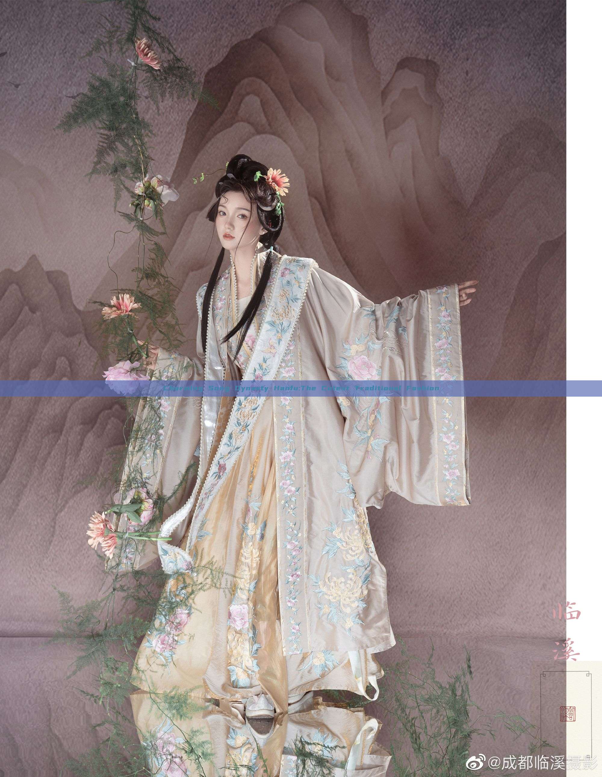 Charming Song Dynasty Hanfu:The Cutest Traditional Fashion Charming Song Dynasty Hanfu:The Cutest Traditional Fashion