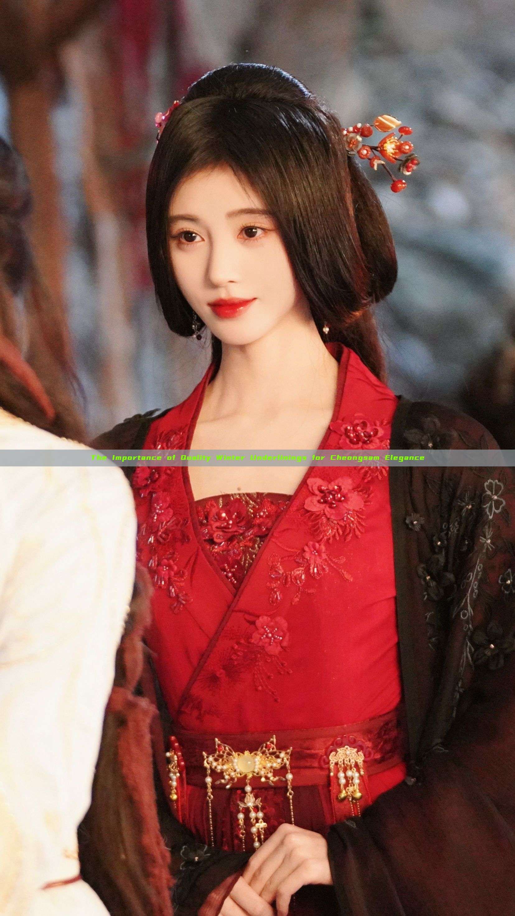 The Importance of Quality Winter Underlinings for Cheongsam Elegance The Importance of Quality Winter Underlinings for Cheongsam Elegance