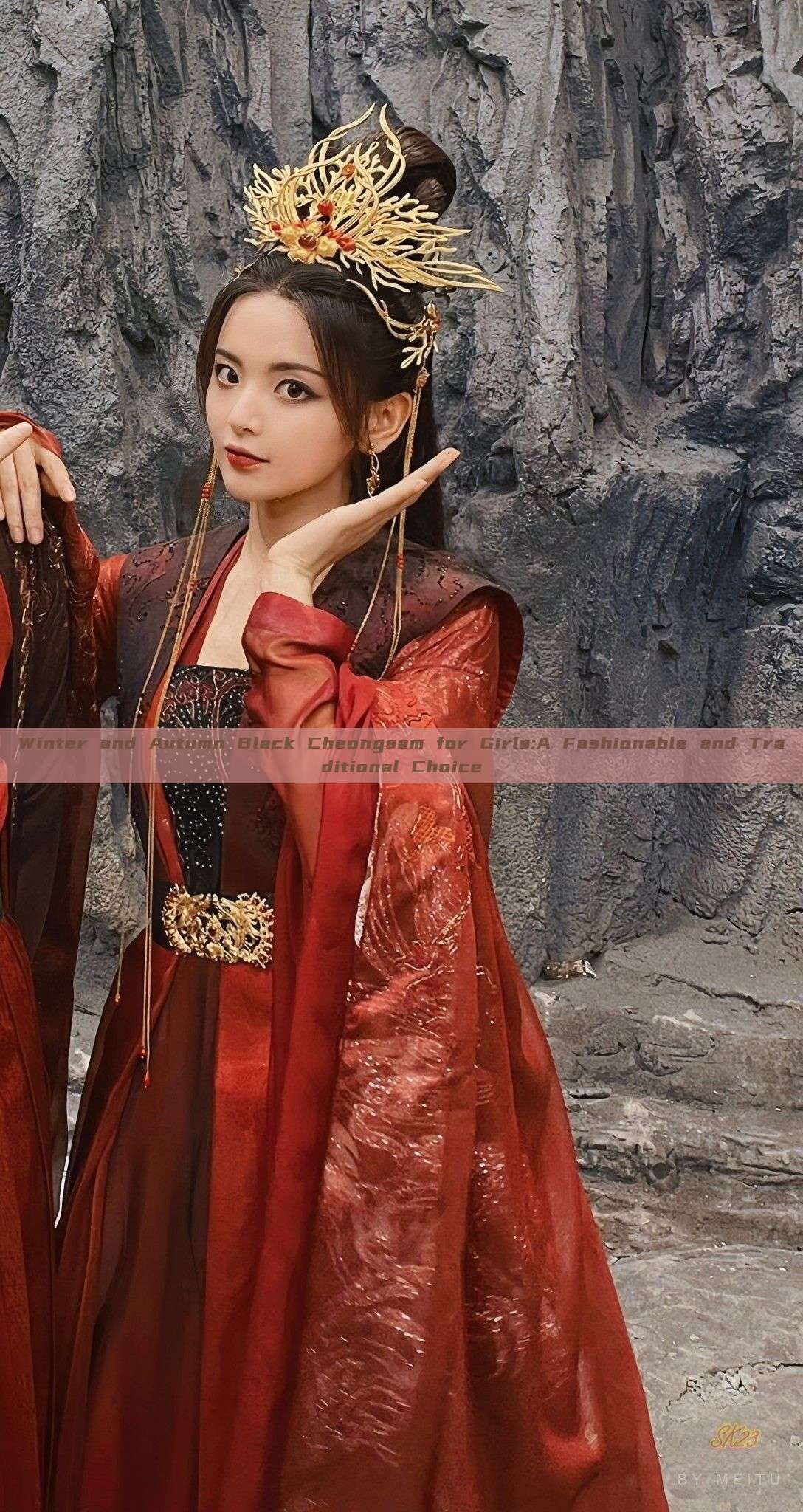 Winter and Autumn Black Cheongsam for Girls:A Fashionable and Traditional Choice Winter and Autumn Black Cheongsam for Girls:A Fashionable and Traditional Choice
