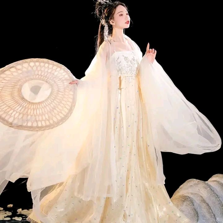 The Elegance of Cheongsam and Single Shoes:A Cultural Fusion The Elegance of Cheongsam and Single Shoes:A Cultural Fusion