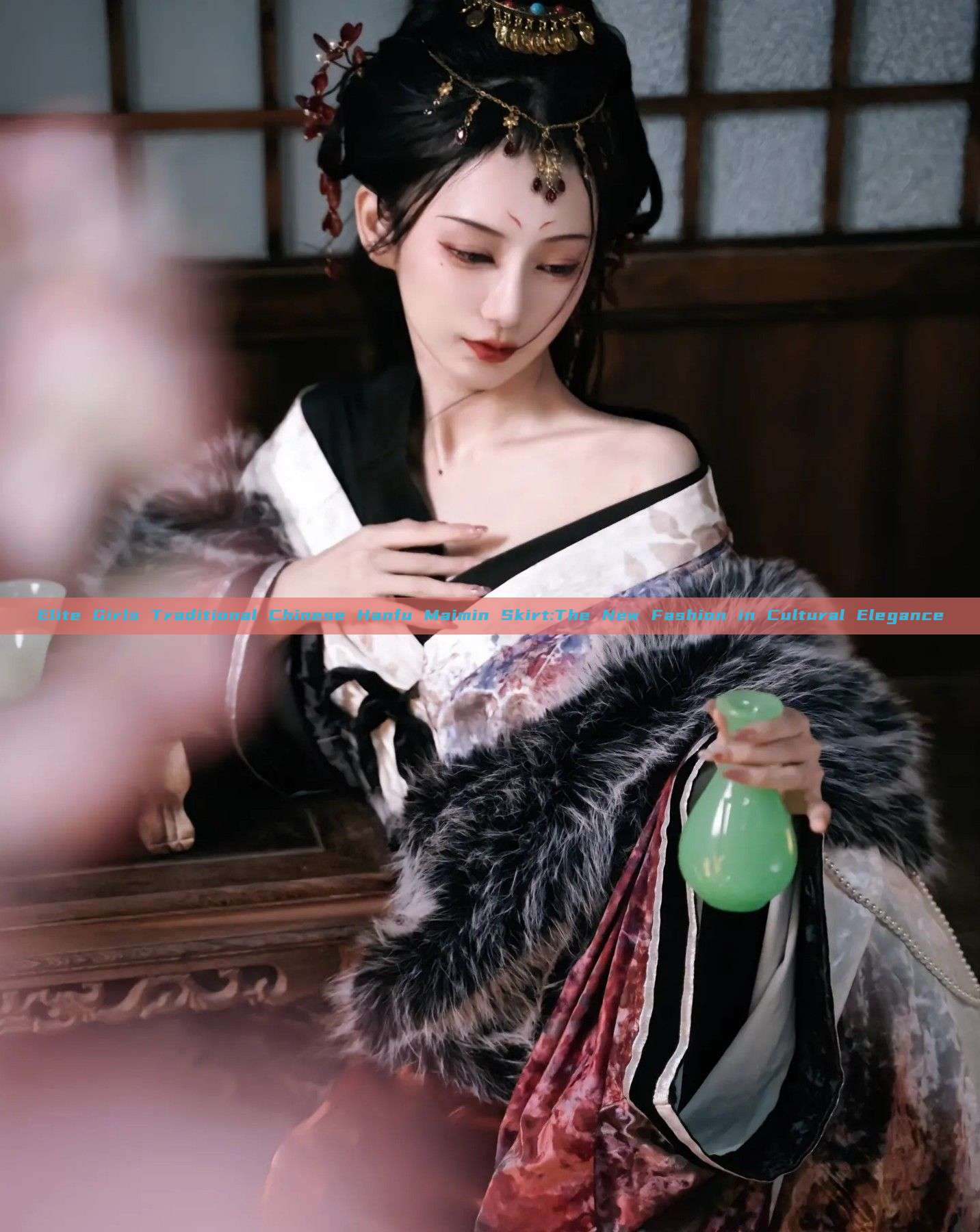 Elite Girls Traditional Chinese Hanfu Maimin Skirt:The New Fashion in Cultural Elegance Elite Girls Traditional Chinese Hanfu Maimin Skirt:The New Fashion in Cultural Elegance
