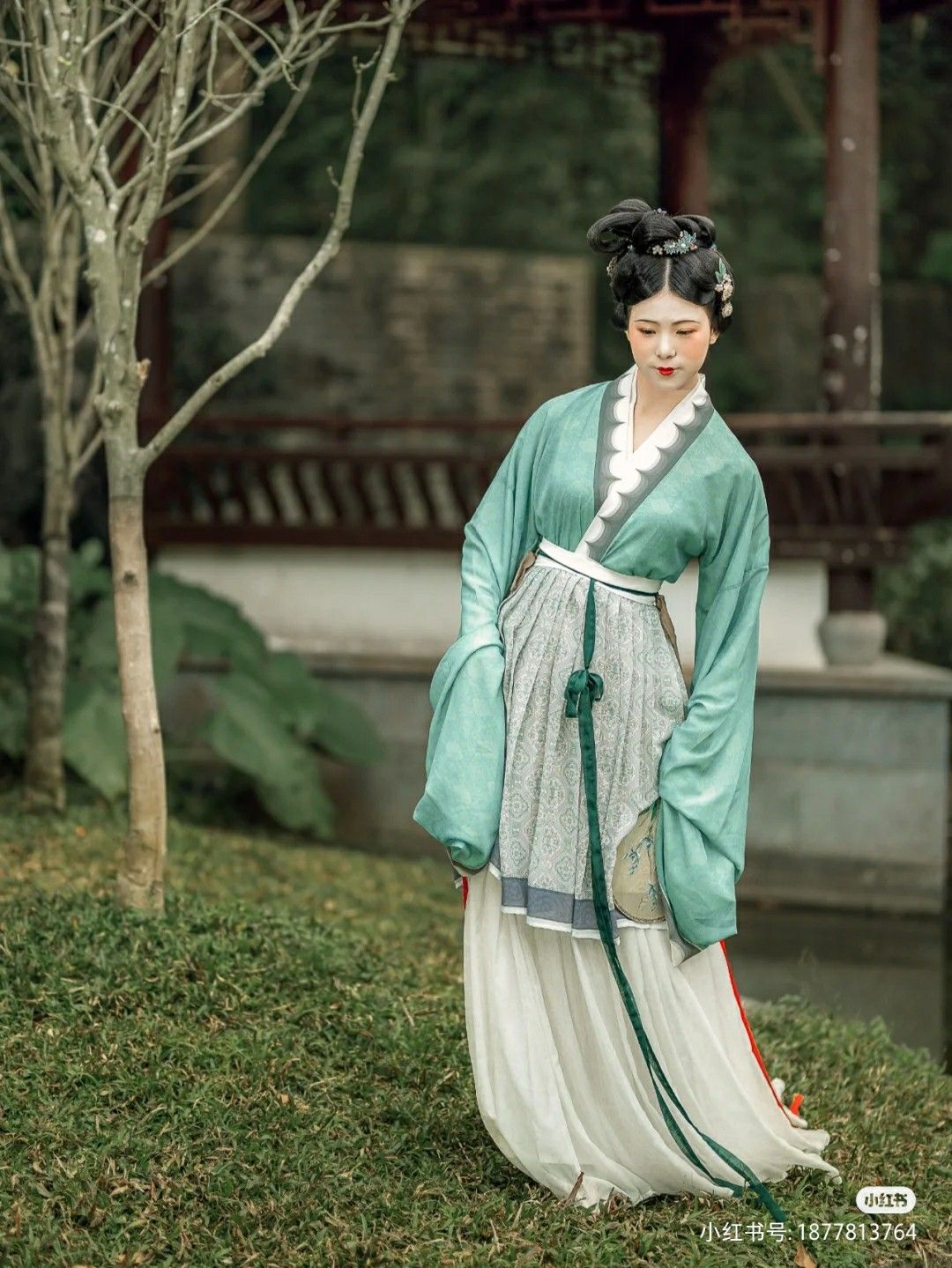 Exploring the Chic Black New Chinese Style Horseface Skirt for Summer Exploring the Chic Black New Chinese Style Horseface Skirt for Summer