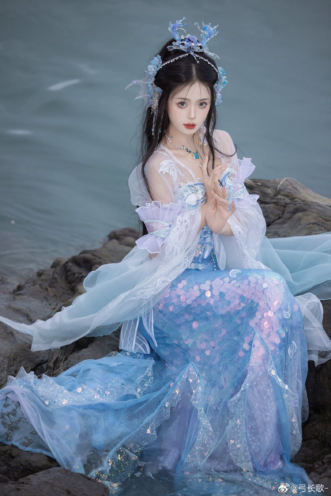 The Splendor of the Seven Princesses in Traditional Hanfu Fashion The Splendor of the Seven Princesses in Traditional Hanfu Fashion