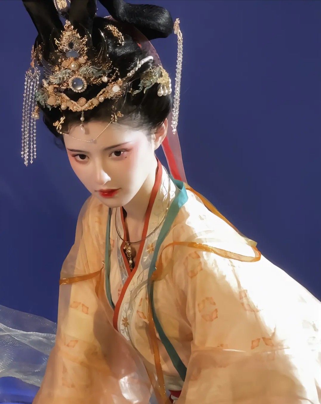 The Allure of Qipao at Weddings:A Cultural Fusion of Tradition and Modernity The Allure of Qipao at Weddings:A Cultural Fusion of Tradition and Modernity