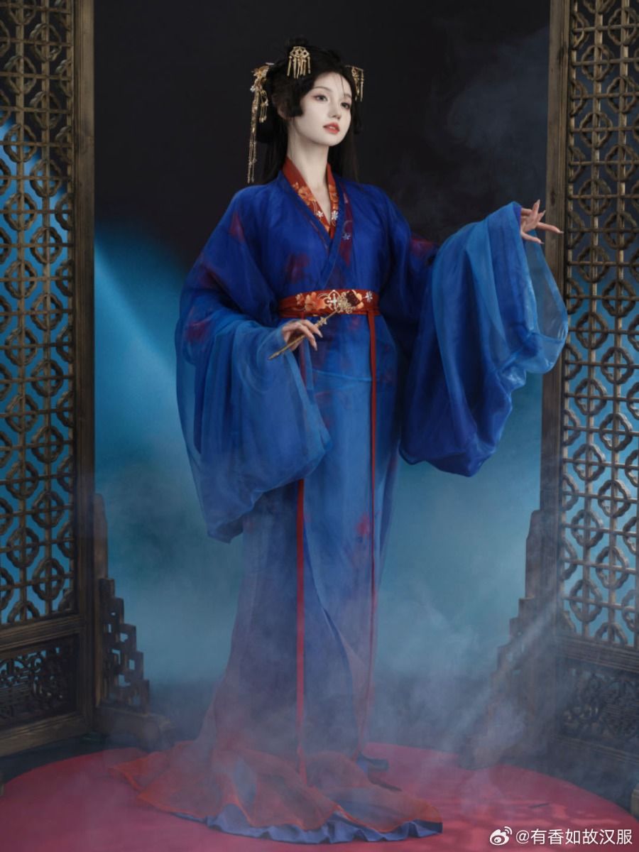 Qingshui Stream and Hanfu Tradition:A Journey into the Cultural Tapestry of Chinese Ethnic Clothing Qingshui Stream and Hanfu Tradition:A Journey into the Cultural Tapestry of Chinese Ethnic Clothing
