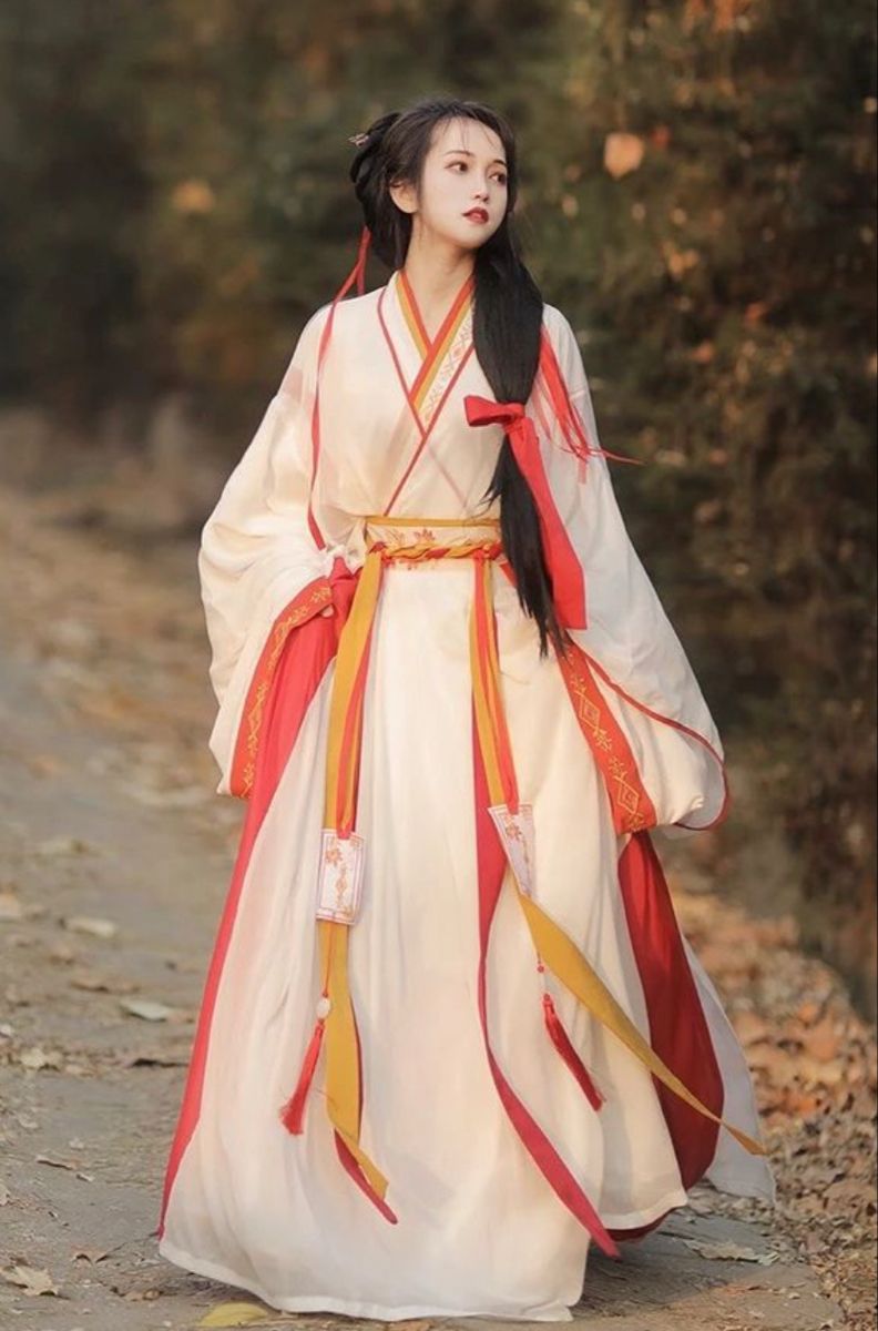 The Winter of the Skirt with a Horseface Panel:A Junior High School Girls Fashion Story The Winter of the Skirt with a Horseface Panel:A Junior High School Girls Fashion Story