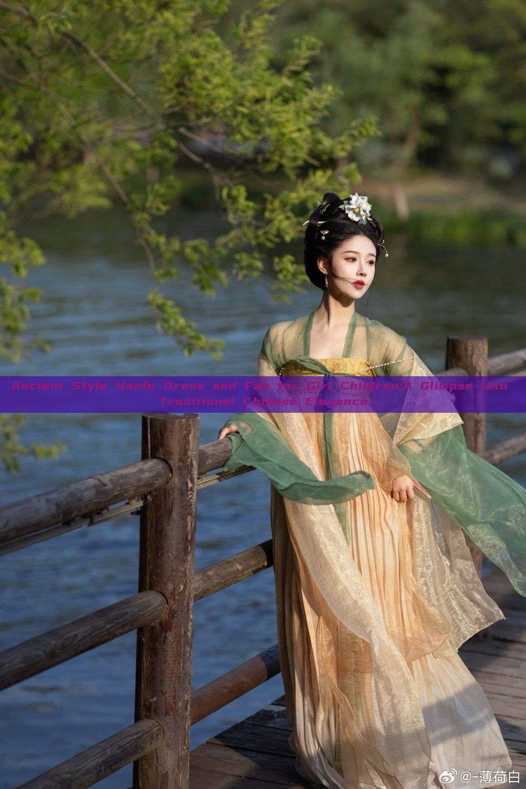 Ancient Style Hanfu Dress and Fan for Girl Children:A Glimpse into Traditional Chinese Elegance Ancient Style Hanfu Dress and Fan for Girl Children:A Glimpse into Traditional Chinese Elegance