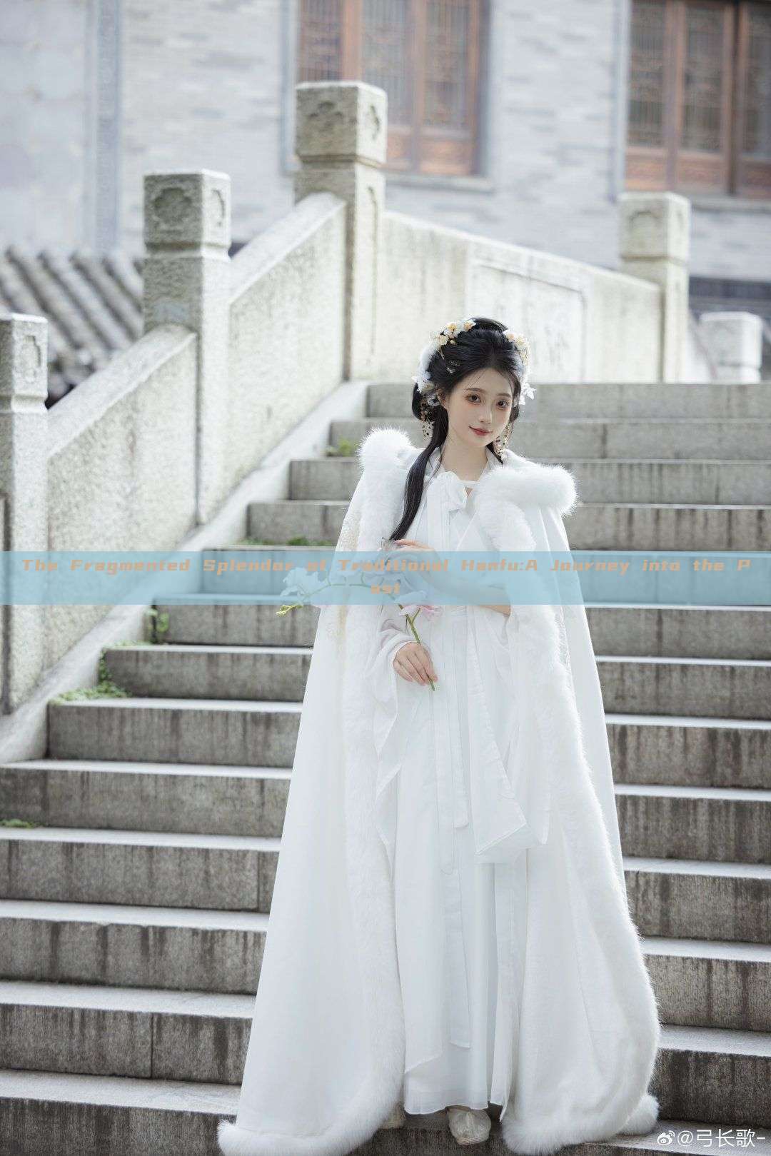 The Fragmented Splendor of Traditional Hanfu:A Journey into the Past The Fragmented Splendor of Traditional Hanfu:A Journey into the Past