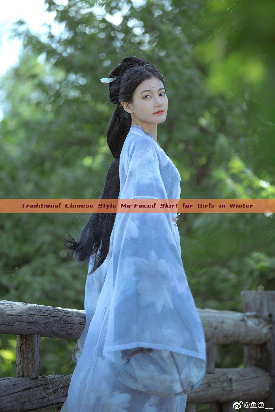 Traditional Chinese Style Ma-Faced Skirt for Girls in Winter Traditional Chinese Style Ma-Faced Skirt for Girls in Winter