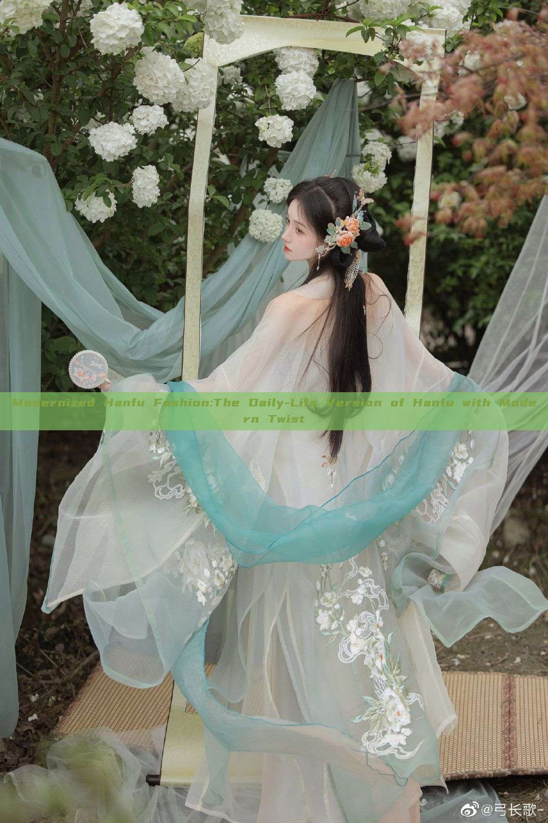Modernized Hanfu Fashion:The Daily-Life Version of Hanfu with Modern Twist Modernized Hanfu Fashion:The Daily-Life Version of Hanfu with Modern Twist