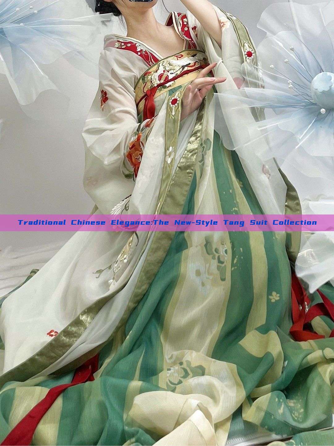 Traditional Chinese Elegance:The New-Style Tang Suit Collection Traditional Chinese Elegance:The New-Style Tang Suit Collection