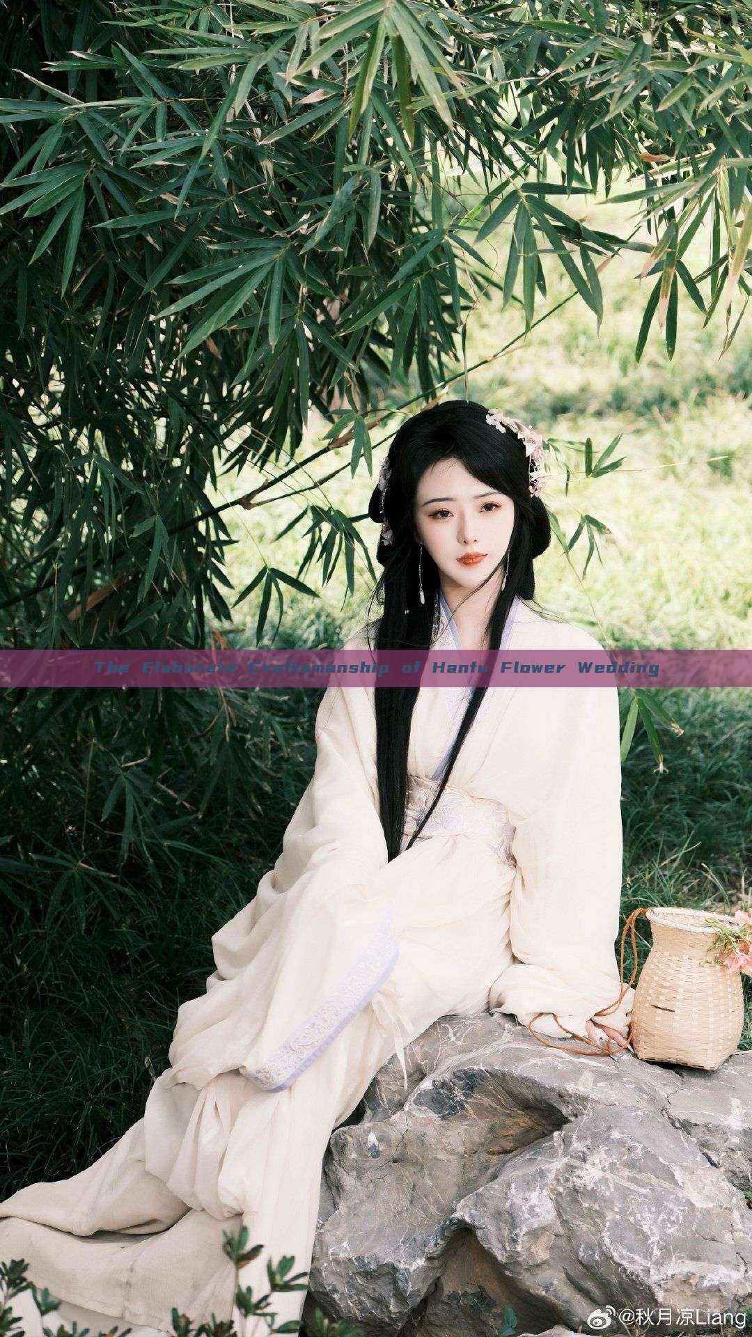 The Elaborate Craftsmanship of Hanfu Flower Wedding The Elaborate Craftsmanship of Hanfu Flower Wedding