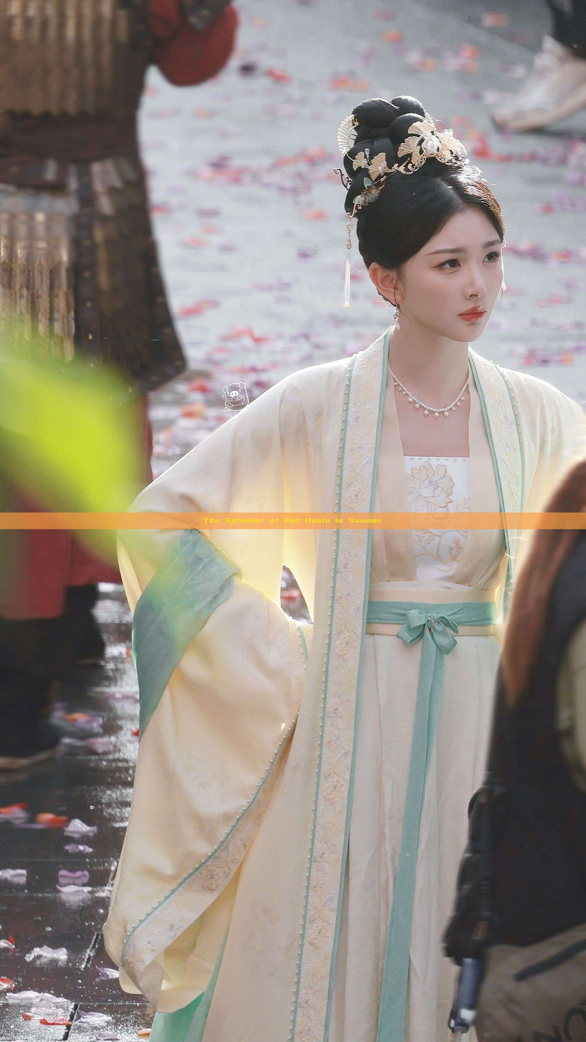 The Splendor of Red Hanfu in Summer