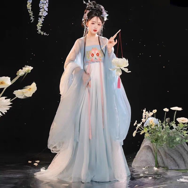 Babys New Years Clothes:The Charm of Traditional Hanfu for Children Babys New Years Clothes:The Charm of Traditional Hanfu for Children