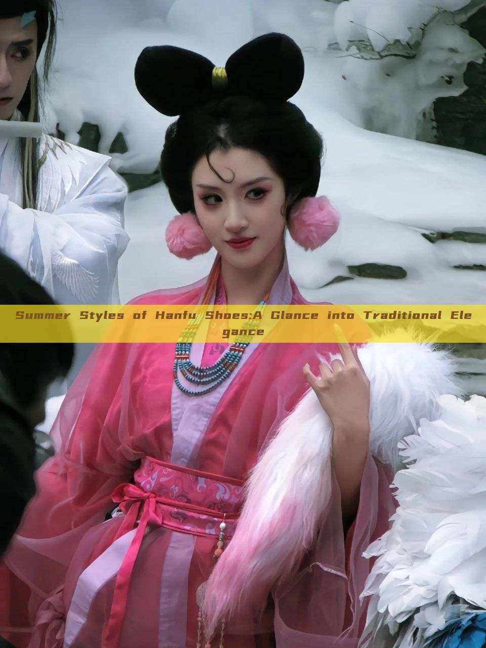 Summer Styles of Hanfu Shoes:A Glance into Traditional Elegance Summer Styles of Hanfu Shoes:A Glance into Traditional Elegance