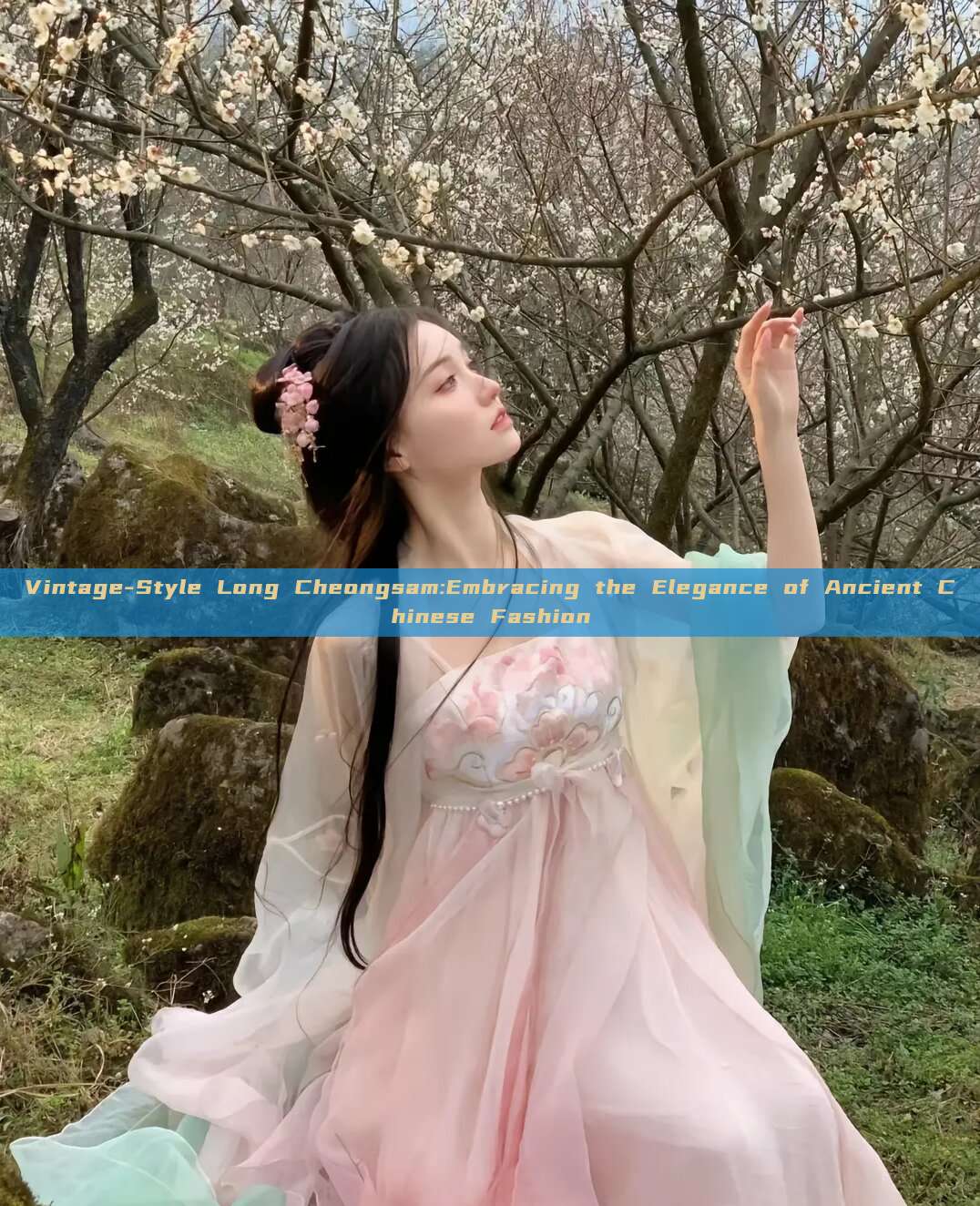 Vintage-Style Long Cheongsam:Embracing the Elegance of Ancient Chinese Fashion Vintage-Style Long Cheongsam:Embracing the Elegance of Ancient Chinese Fashion