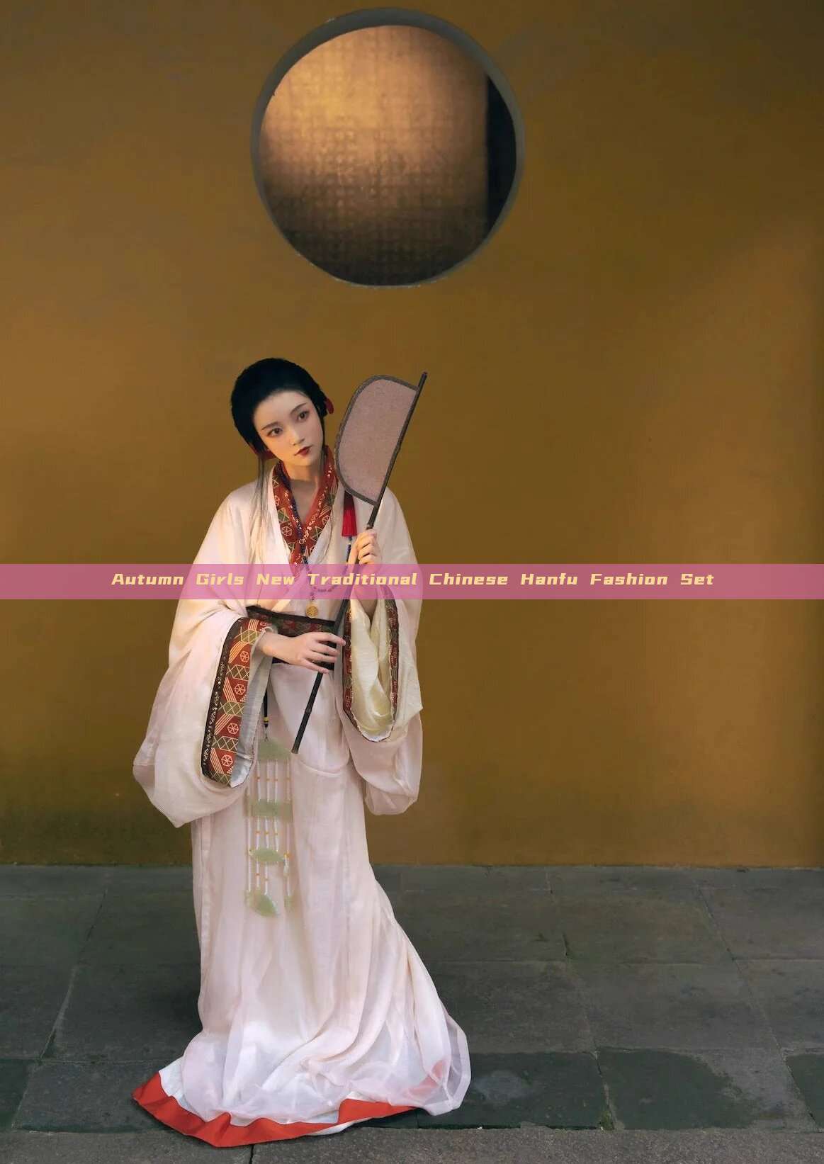 Autumn Girls New Traditional Chinese Hanfu Fashion Set Autumn Girls New Traditional Chinese Hanfu Fashion Set