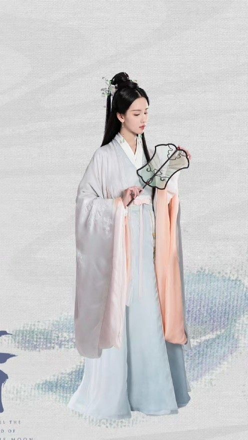 Hanfu Fashion for 12-Year-Old Girls:Buy One,Get Ten Hanfu Fashion for 12-Year-Old Girls:Buy One,Get Ten