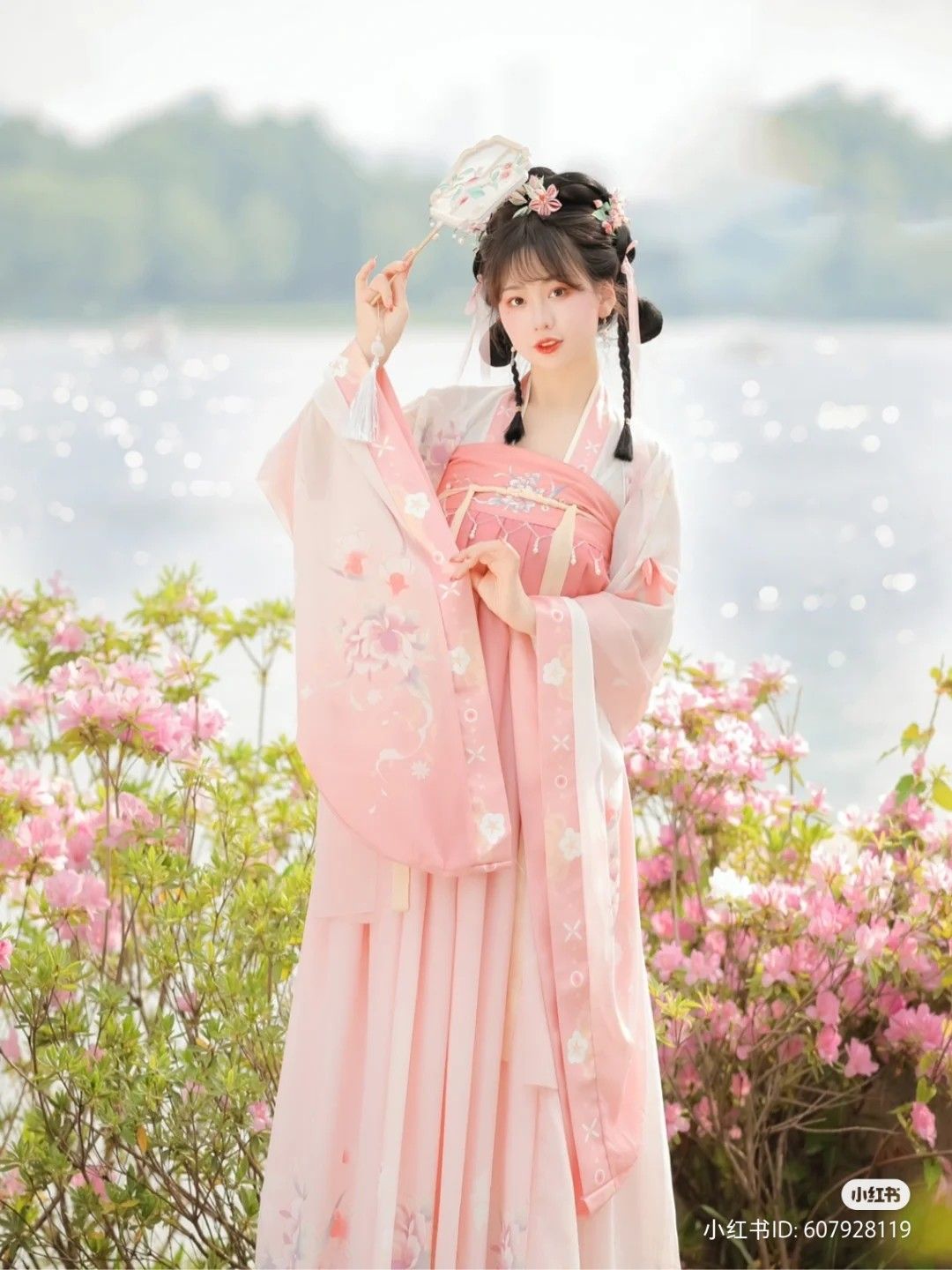 The Warlords Cheongsam Lady:A Study of the Military Aristocracys Private Life The Warlords Cheongsam Lady:A Study of the Military Aristocracys Private Life