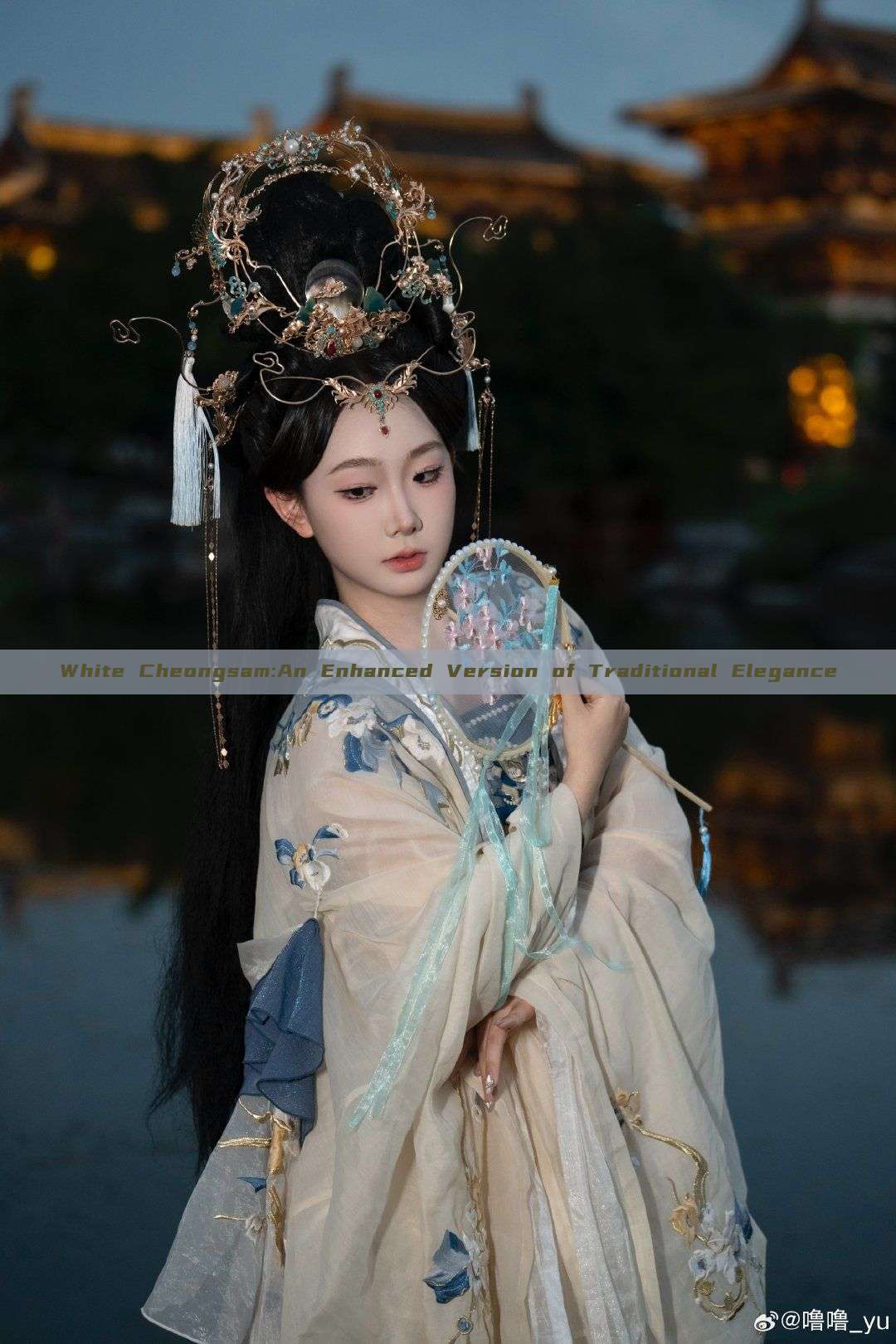 White Cheongsam:An Enhanced Version of Traditional Elegance White Cheongsam:An Enhanced Version of Traditional Elegance