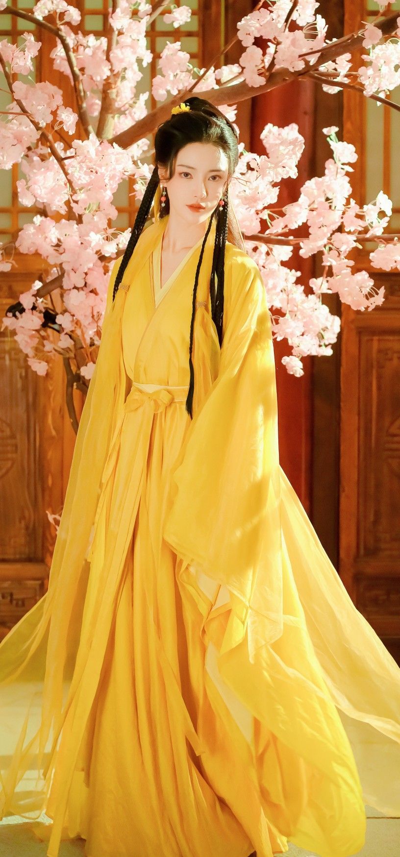 Embracing Tradition in a Cheongsam-Inspired Women’s Bag Embracing Tradition in a Cheongsam-Inspired Women’s Bag