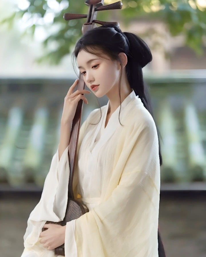 The Evolution of Traditional Hanfu Makeup:A Journey Through Time and Beauty The Evolution of Traditional Hanfu Makeup:A Journey Through Time and Beauty