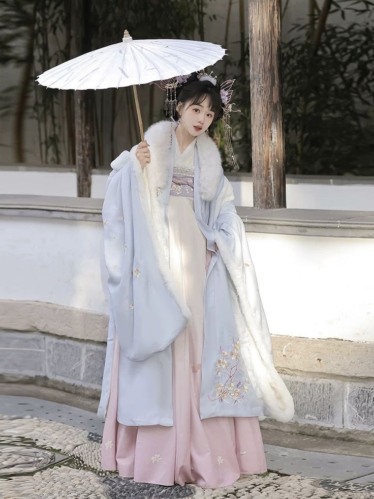 Lailong Tang Suit Official Flagship Store:A Glance at Traditional Elegance Lailong Tang Suit Official Flagship Store:A Glance at Traditional Elegance