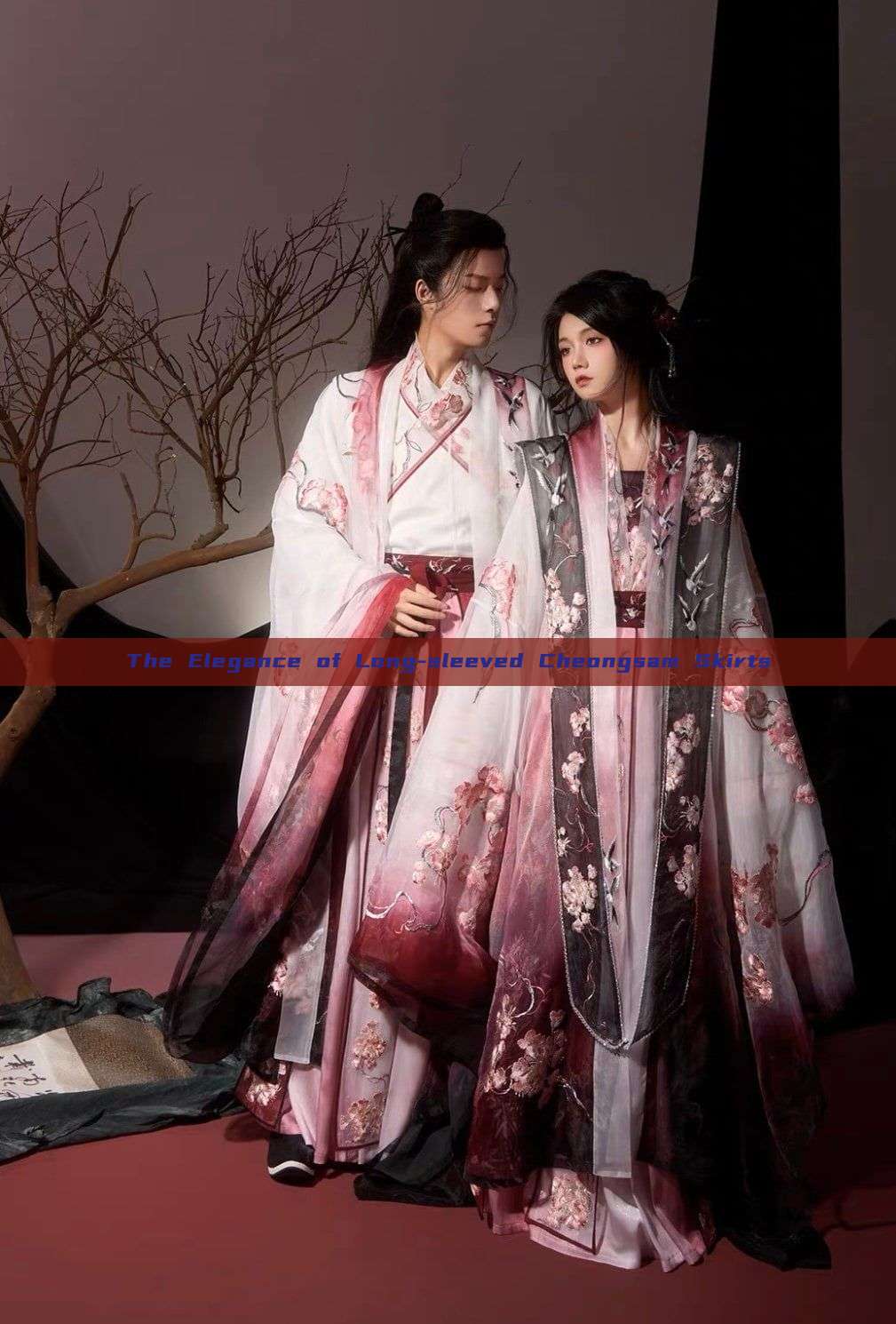 The Elegance of Long-sleeved Cheongsam Skirts The Elegance of Long-sleeved Cheongsam Skirts