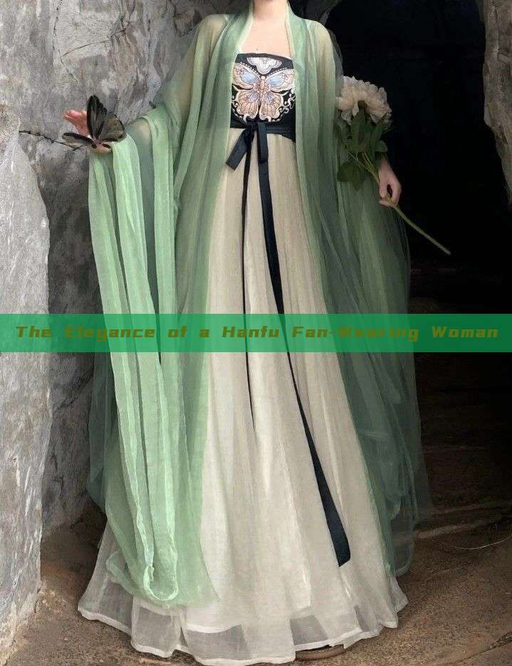 The Elegance of a Hanfu Fan-Wearing Woman The Elegance of a Hanfu Fan-Wearing Woman