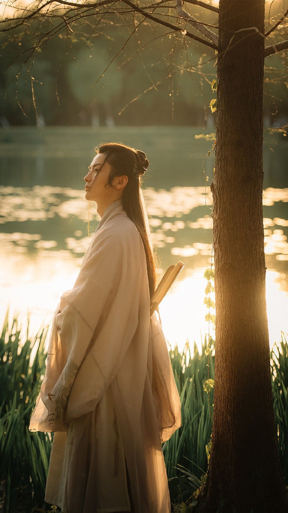 The Rise of Short and Loose Cheongsam:A Modern Fashion Statement The Rise of Short and Loose Cheongsam:A Modern Fashion Statement