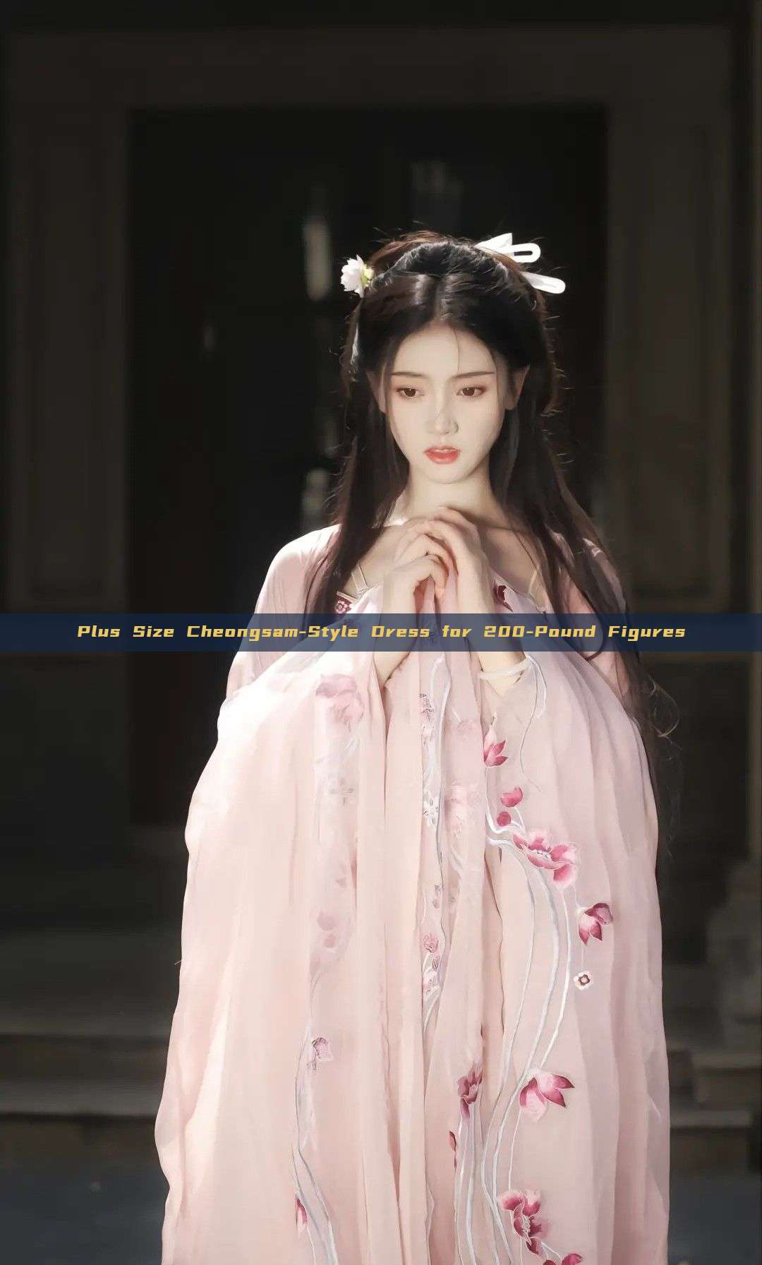 Plus Size Cheongsam-Style Dress for 200-Pound Figures Plus Size Cheongsam-Style Dress for 200-Pound Figures