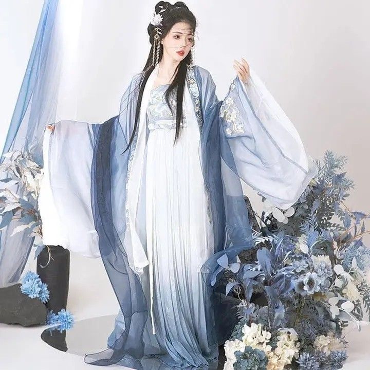 Gorges Cheongsam:Embracing the Ethnic Charm of Traditional Chinese Fashion Gorges Cheongsam:Embracing the Ethnic Charm of Traditional Chinese Fashion