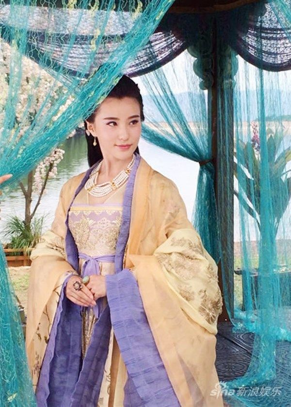 The Splendor of Hanfu:The Cheerful Beauty of Qingsong Qun,the Chexi Skirt The Splendor of Hanfu:The Cheerful Beauty of Qingsong Qun,the Chexi Skirt