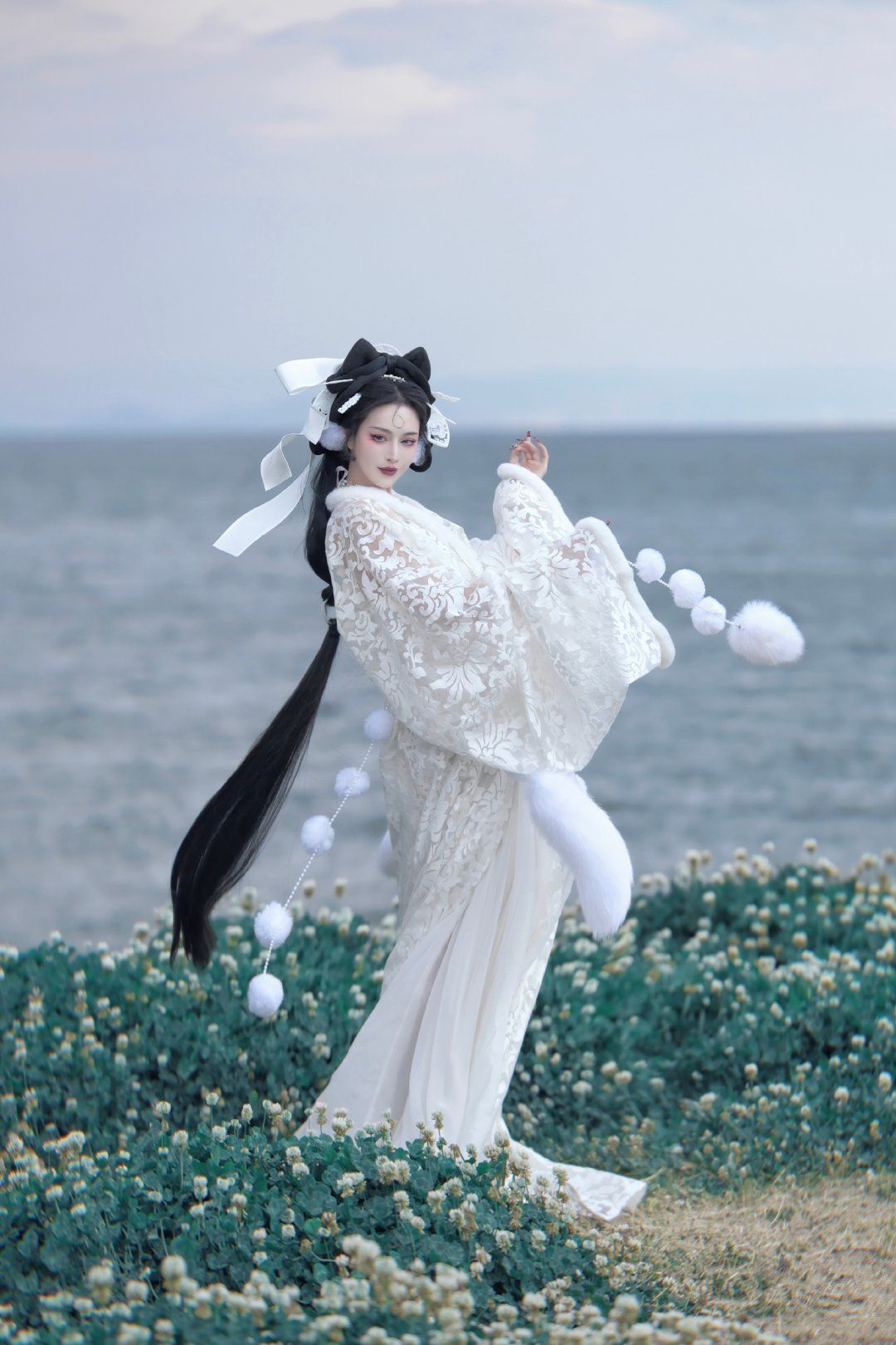 The Enchantment of Silk Cheongsam and Satin Ribbon:A Journey Through Traditional Elegance The Enchantment of Silk Cheongsam and Satin Ribbon:A Journey Through Traditional Elegance