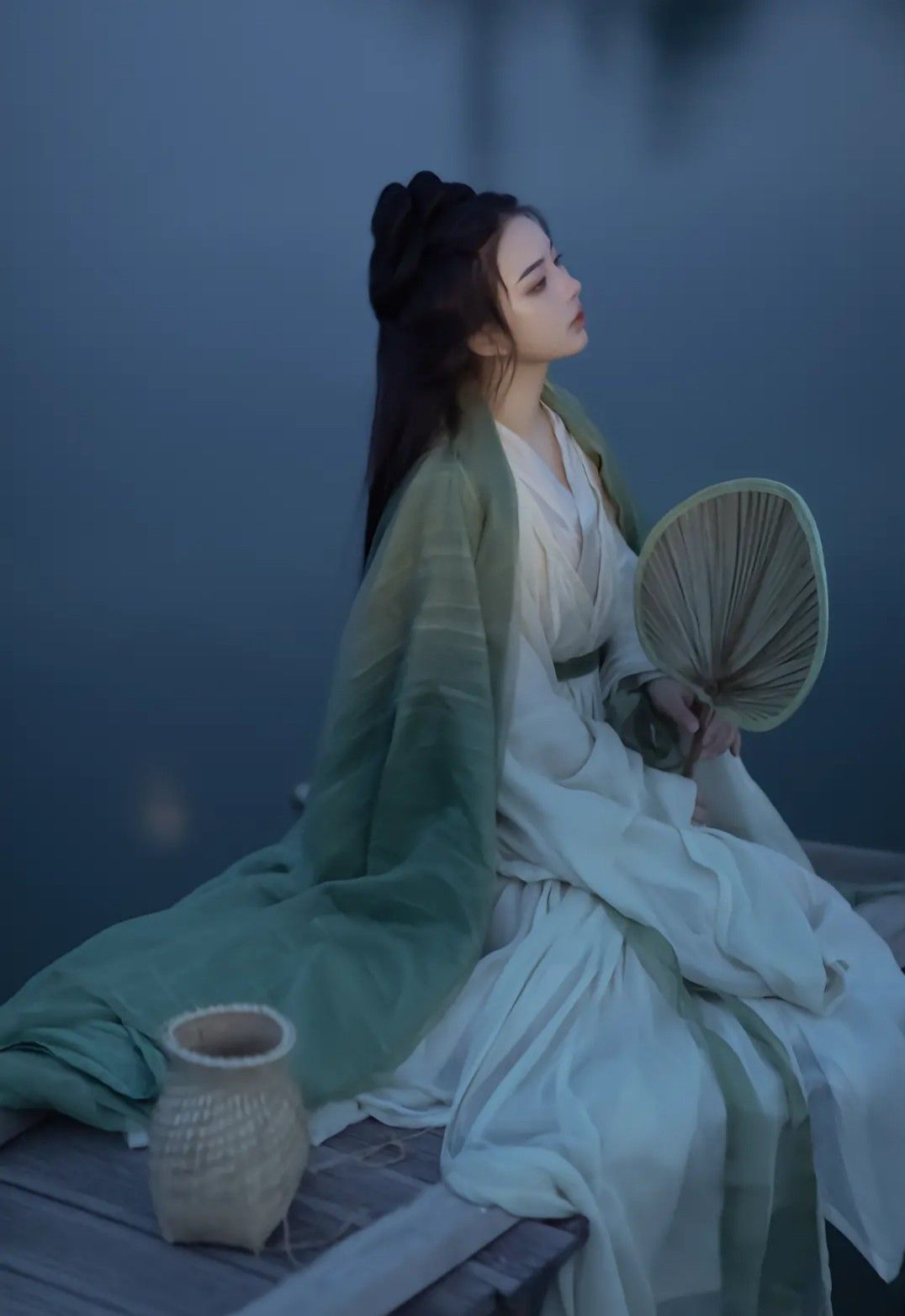 The Evolution of a Foreign Princess in Traditional Chinese Hanfu Fashion The Evolution of a Foreign Princess in Traditional Chinese Hanfu Fashion