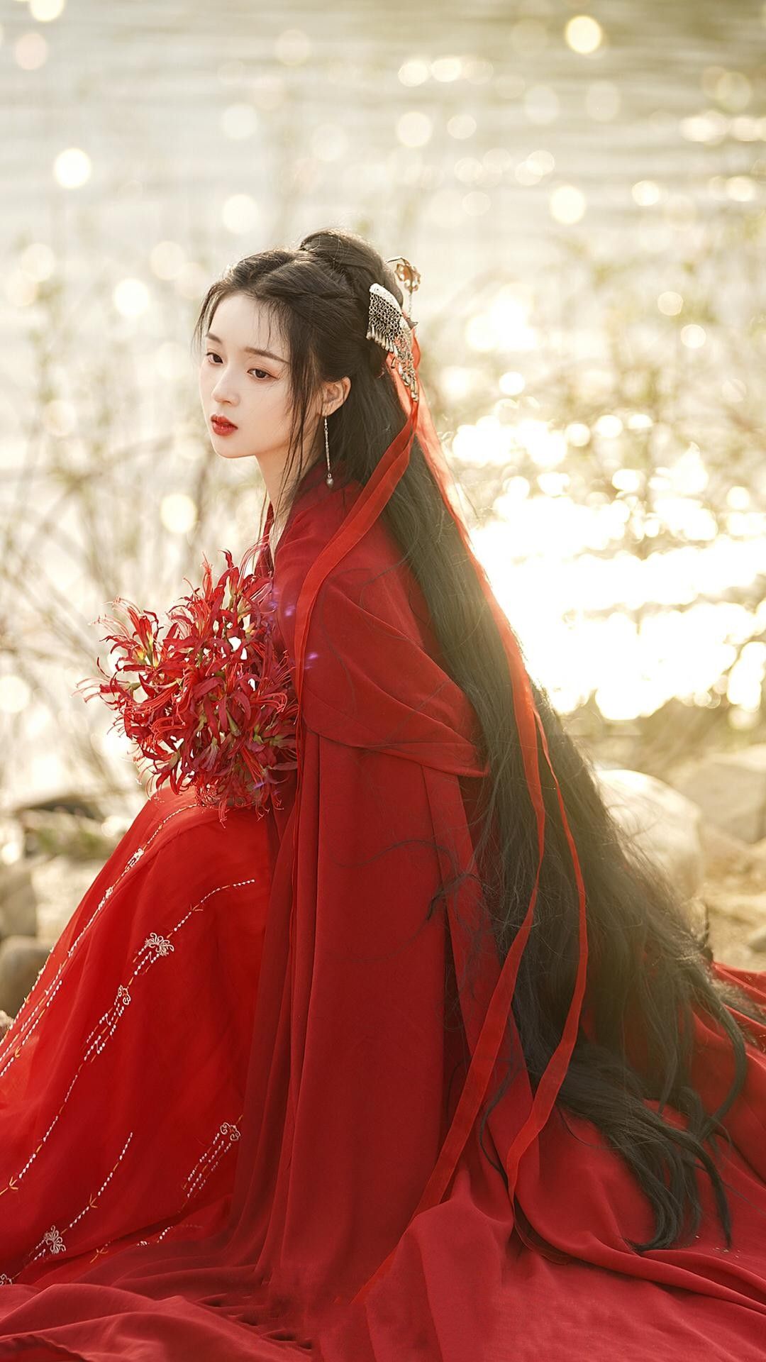 Modernizing the Cheongsam for Summer Commuting:Fashionable and Comfortable for Every Journey