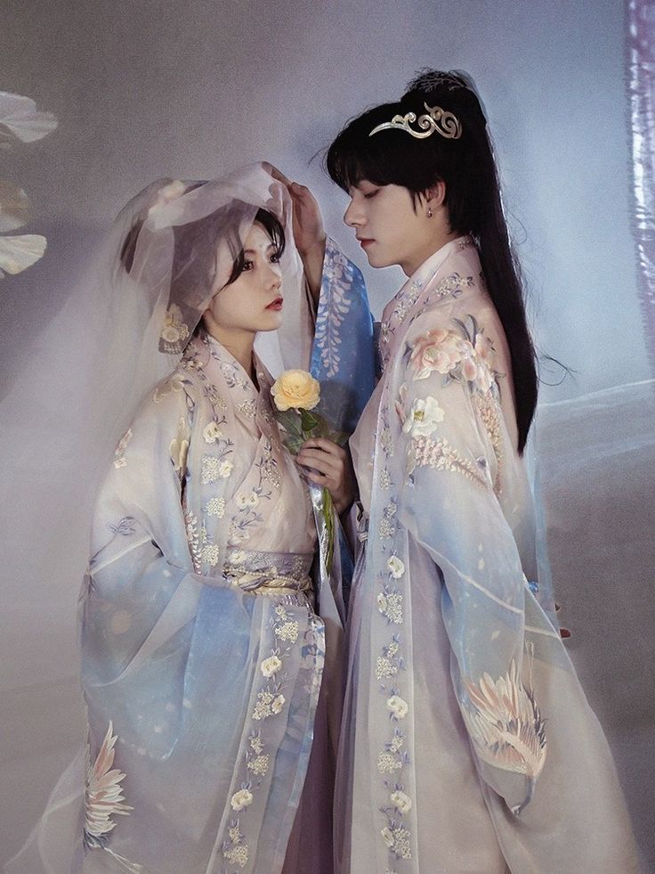 Embracing Modernity:The Evolution of Cheongsam to Reflect a Teenage Girls Charm Embracing Modernity:The Evolution of Cheongsam to Reflect a Teenage Girls Charm
